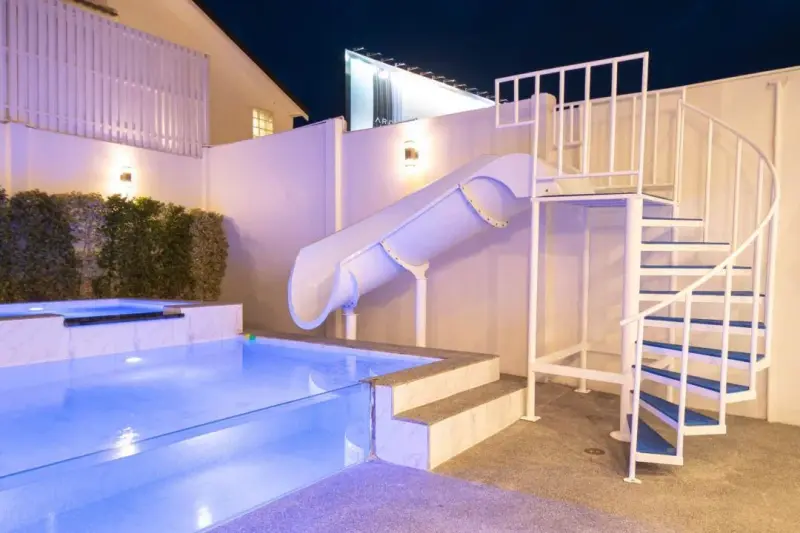 ภายนอก The R2 Poolvilla (little)