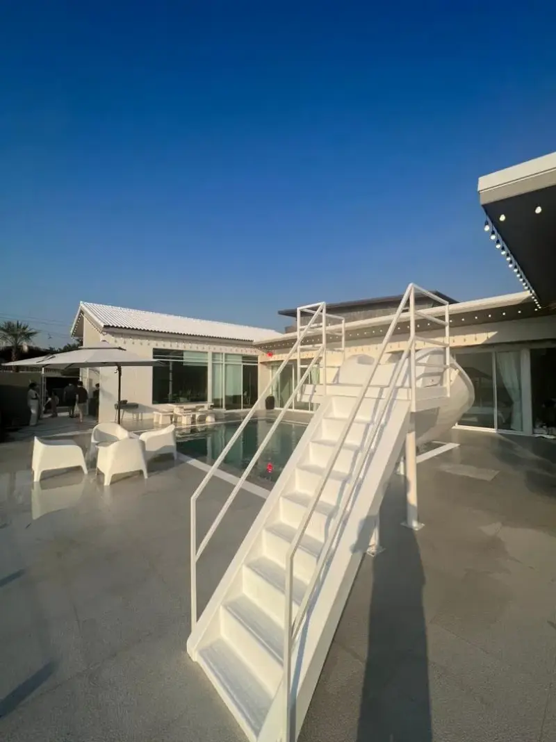 พูลวิลล่า THE SEA PANO บางแสน