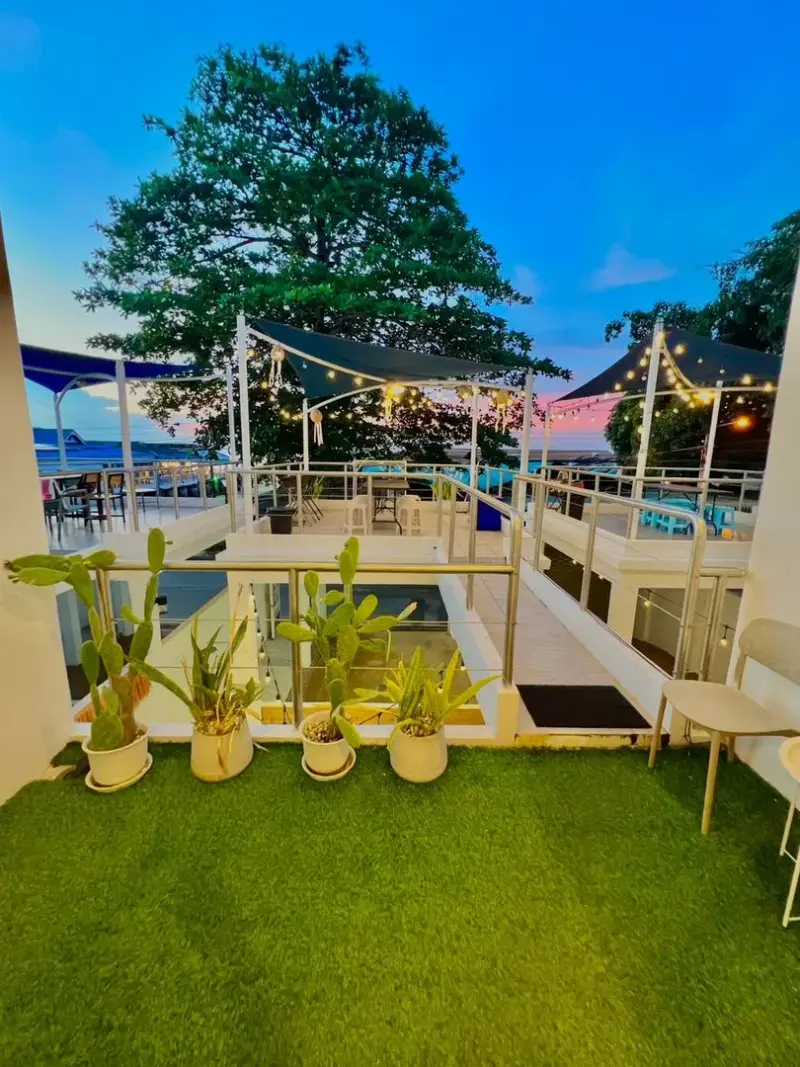 ภายนอก Beach Home Pool Villa Bangsaray