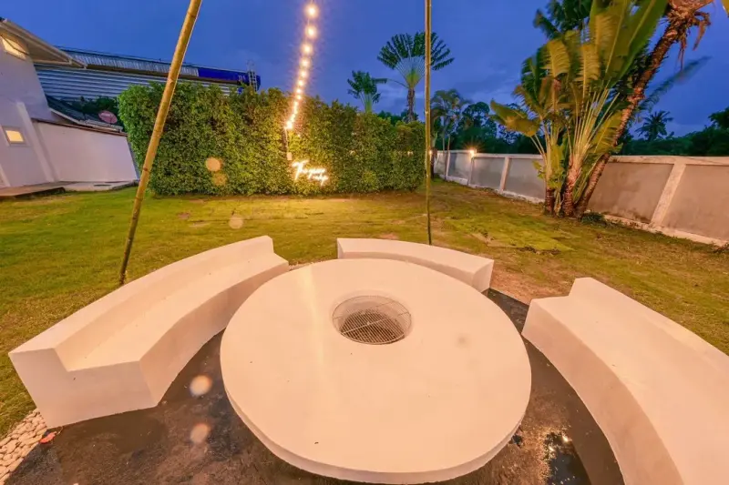 ภายนอก Villa Garden