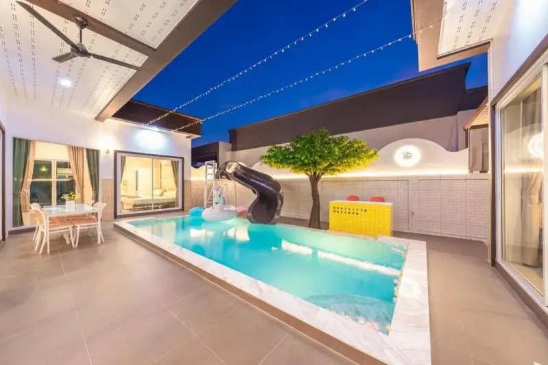 ภายนอก Homey House