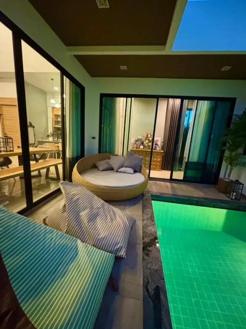 ภายนอก Dewvilla