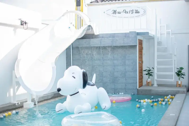 ภายนอก Mina pool villa pattaya