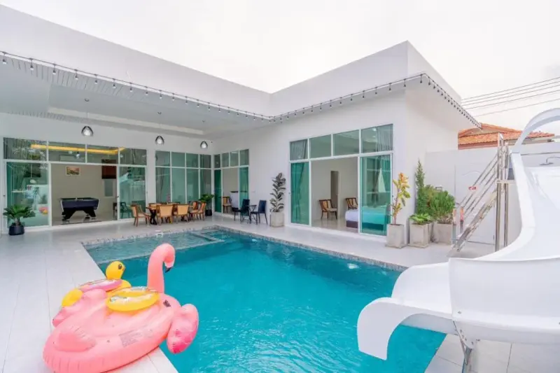 พูลวิลล่า Vartika Poolvilla Pattaya