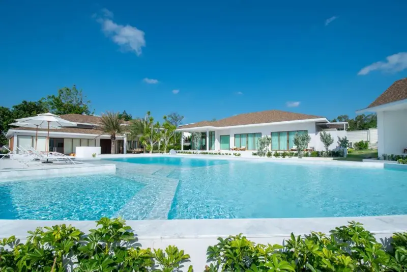 พูลวิลล่า Emmarin Villa Pattaya