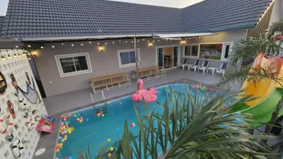 พูลวิลล่า Lisa pool villa pattaya