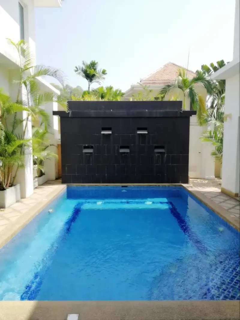 ภายนอก Na Jomtien Villa 4