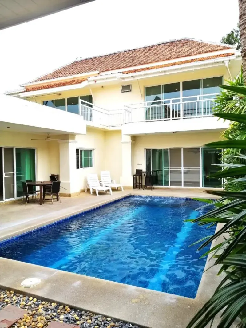 ภายนอก Na Jomtien Villa 1