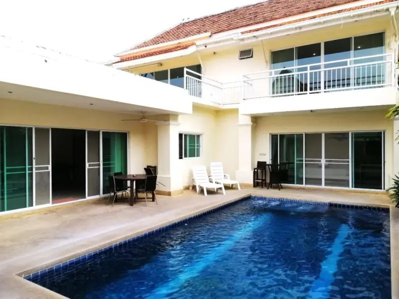 ภายนอก Na Jomtien Villa 1