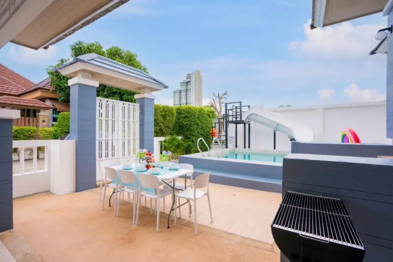 ภายนอก Ocean Fun Pool Villa