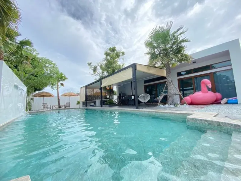 พูลวิลล่า Rocky pool villa
