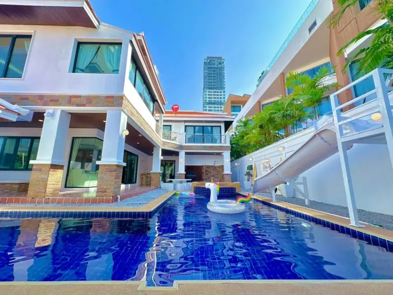 พูลวิลล่า Lunlana Sea View Pool Villa Pattaya