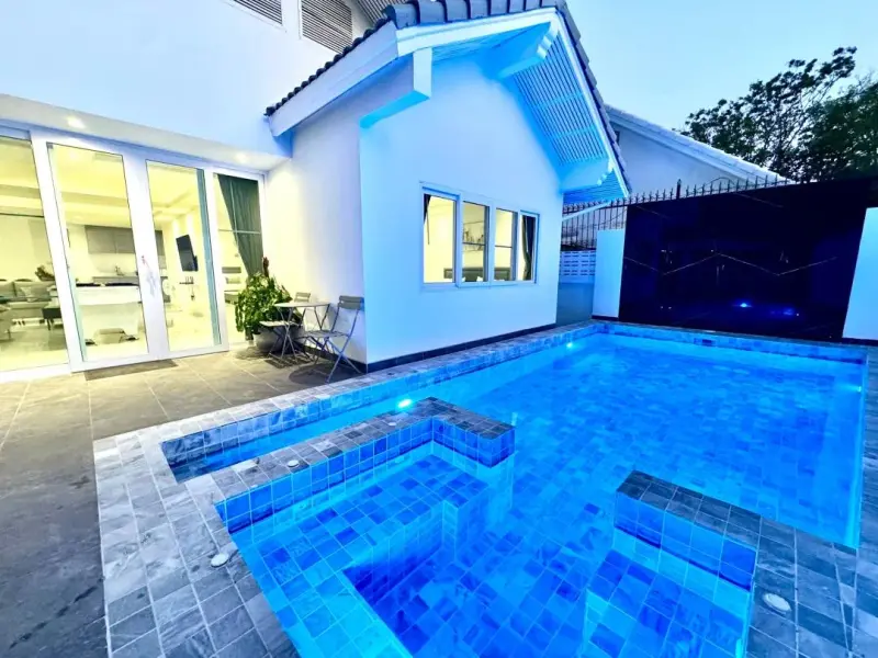 พูลวิลล่า Villa 129 Wongamat