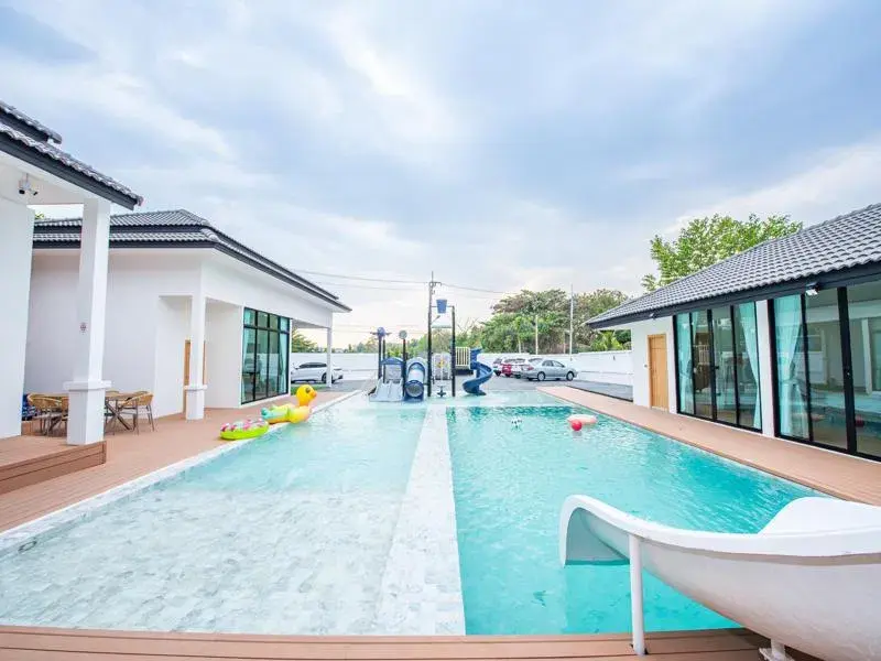 ภายนอก GRAND SPACE POOLVILLA PATTAYA