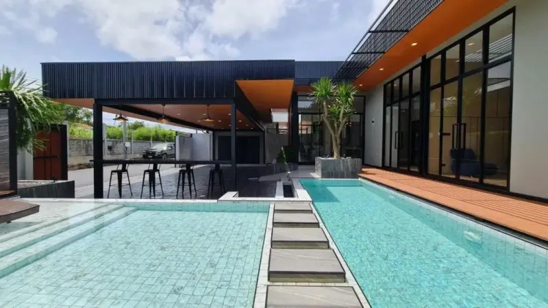 ภายนอก The Kompletia Sattahip 1