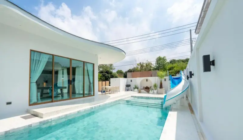 พูลวิลล่า White villa Jomtien