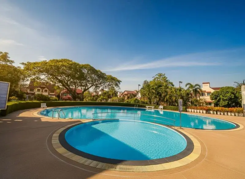 ภายนอก Level TRI Villa Rayong