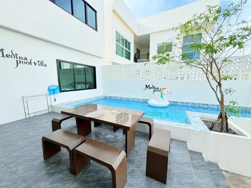 ภายนอก Medina Pool villa M3