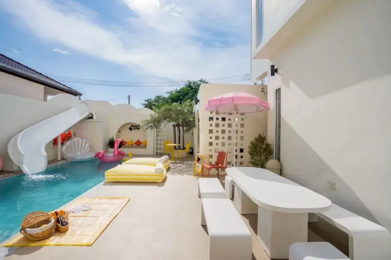 ภายนอก Sun&zone pool villa