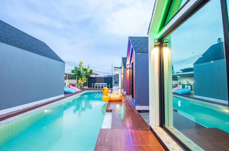 ภายนอก Villa Lagoon Bang Saray