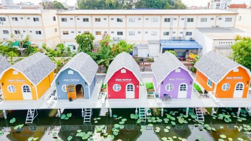 ภายนอก Red Fram House No.6