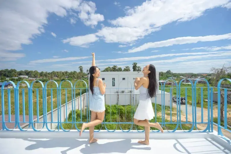 ภายนอก Blue Tierra