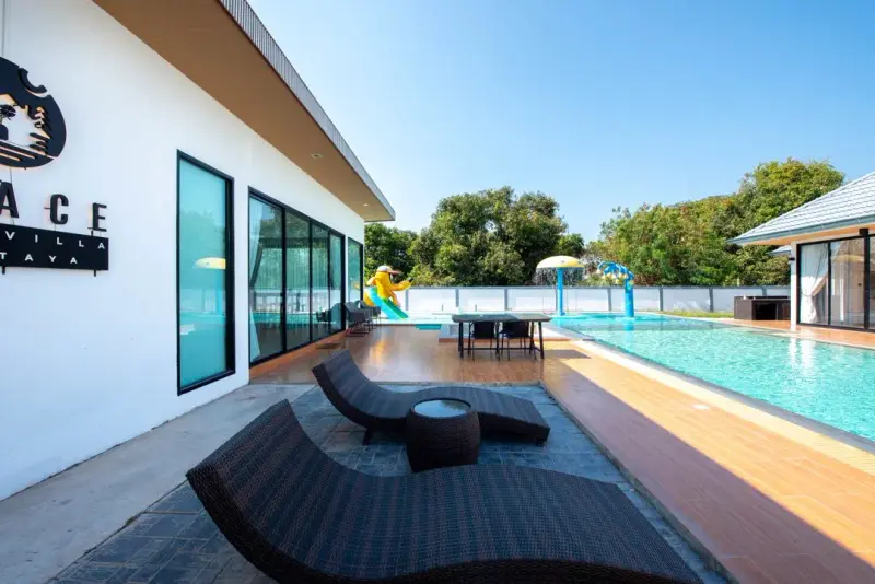 ภายนอก Space Poolvilla Pattaya