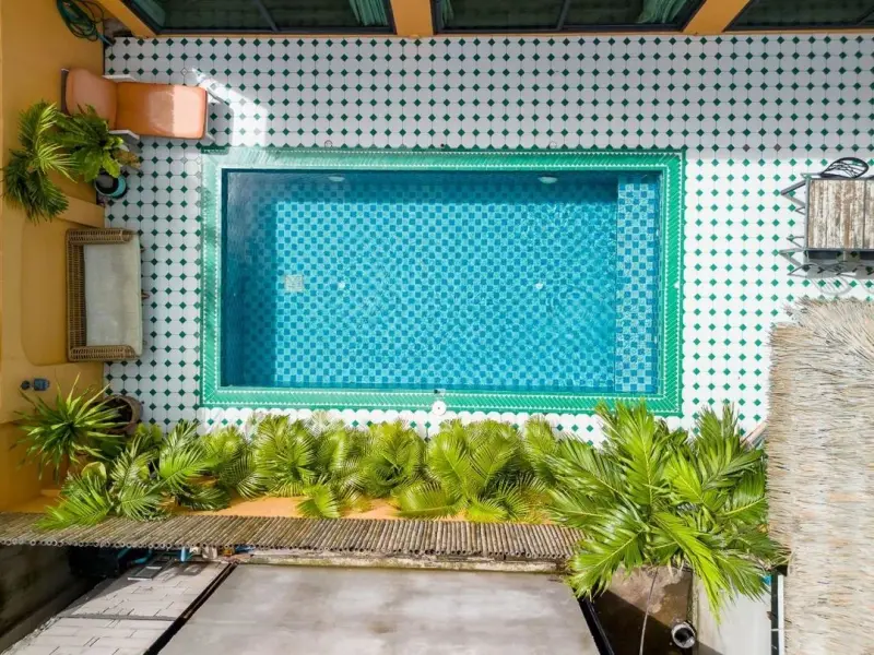 ภายนอก 4 BEDROOM TIKI LOUNG