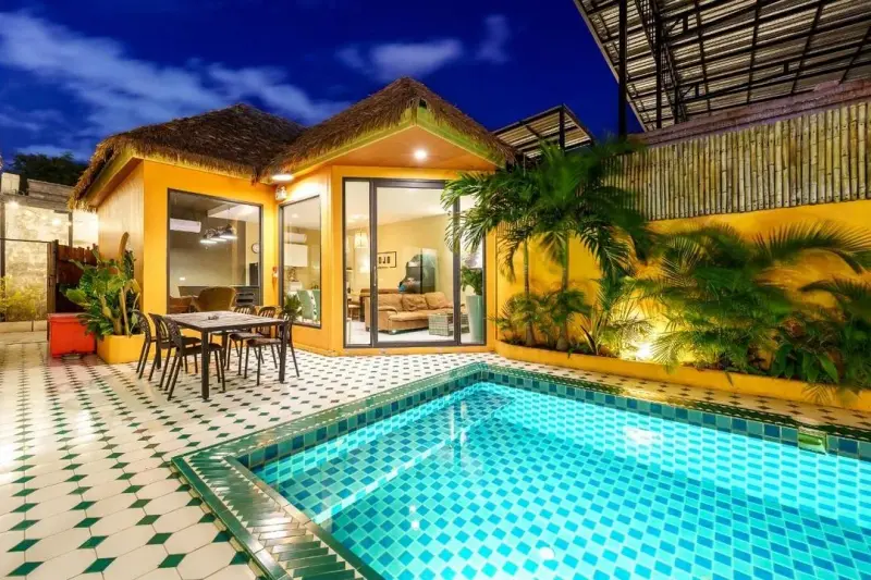 พูลวิลล่า 4 BEDROOM TIKI LOUNG