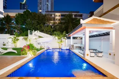 พูลวิลล่า PK BEACH VILLA PATTAYA