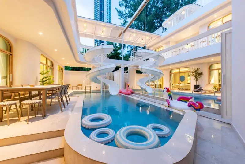 ภายนอก Paco Villa Twin
