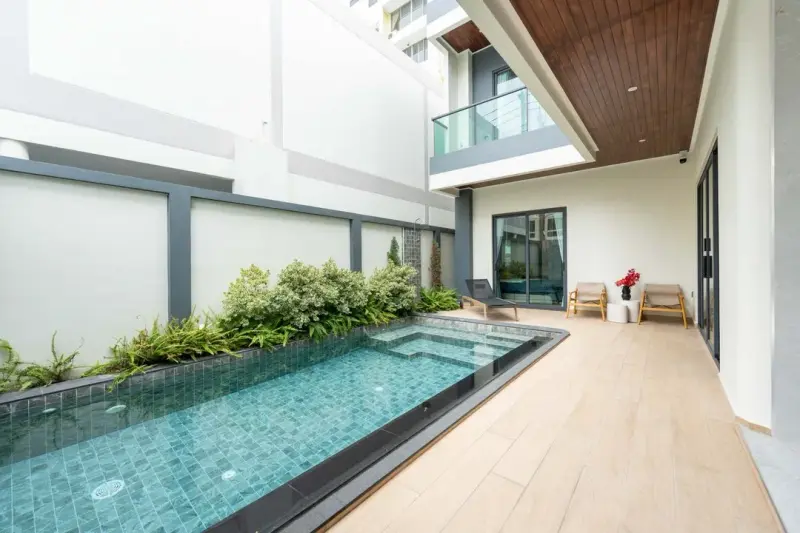 ภายนอก Midtown Villa