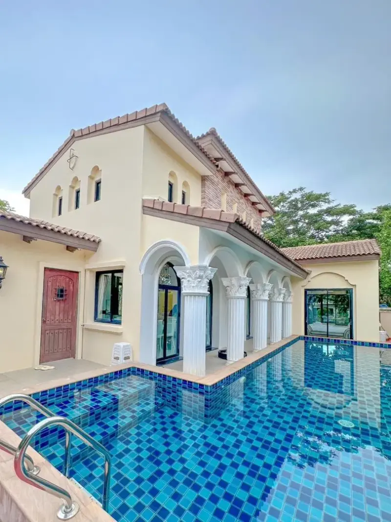 พูลวิลล่า Nusa Pool Villa