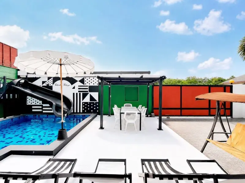 ภายนอก PP First Poolvilla