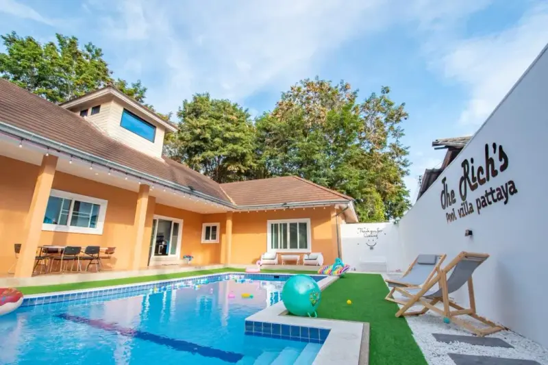 พูลวิลล่า The rich’s pool villa