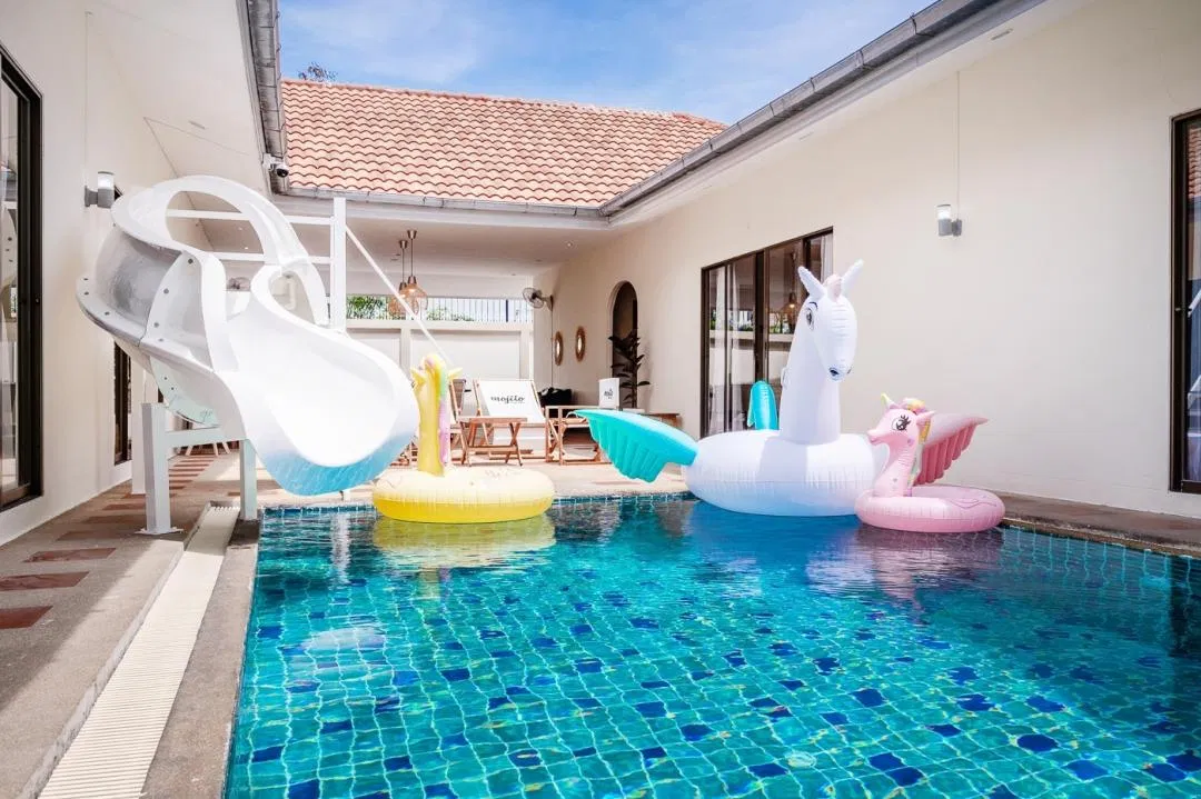ภายนอก Mojito Pool Villa