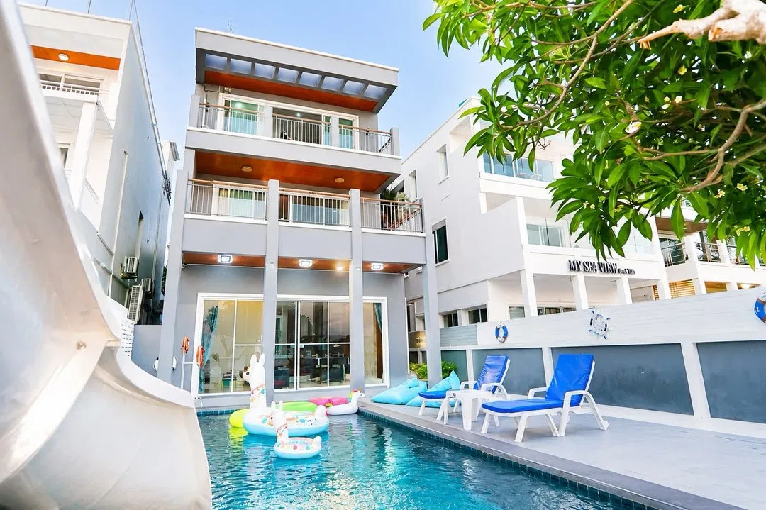 ภายนอก Baan Rimtalay 107