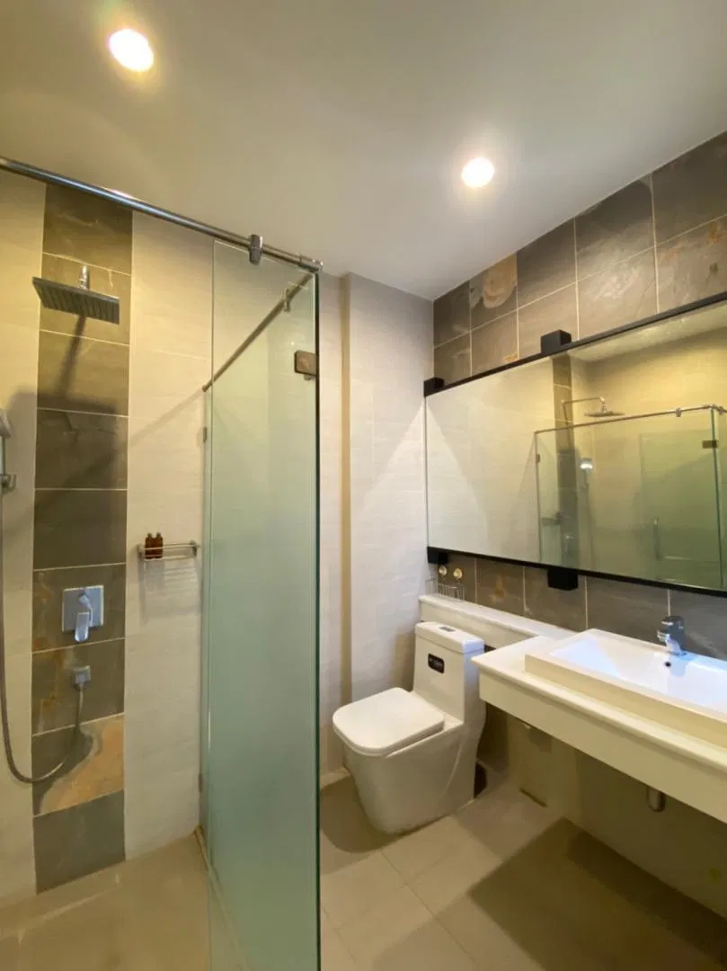ห้องน้ำ Lake view pool villa 30