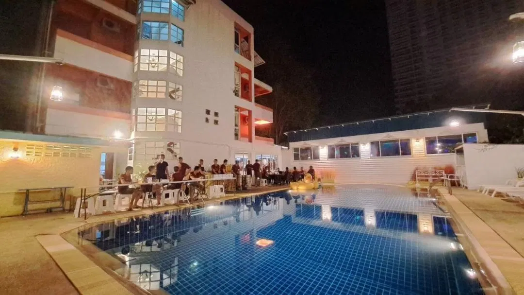 รูปจากลูกค้า Beery nearly beach
