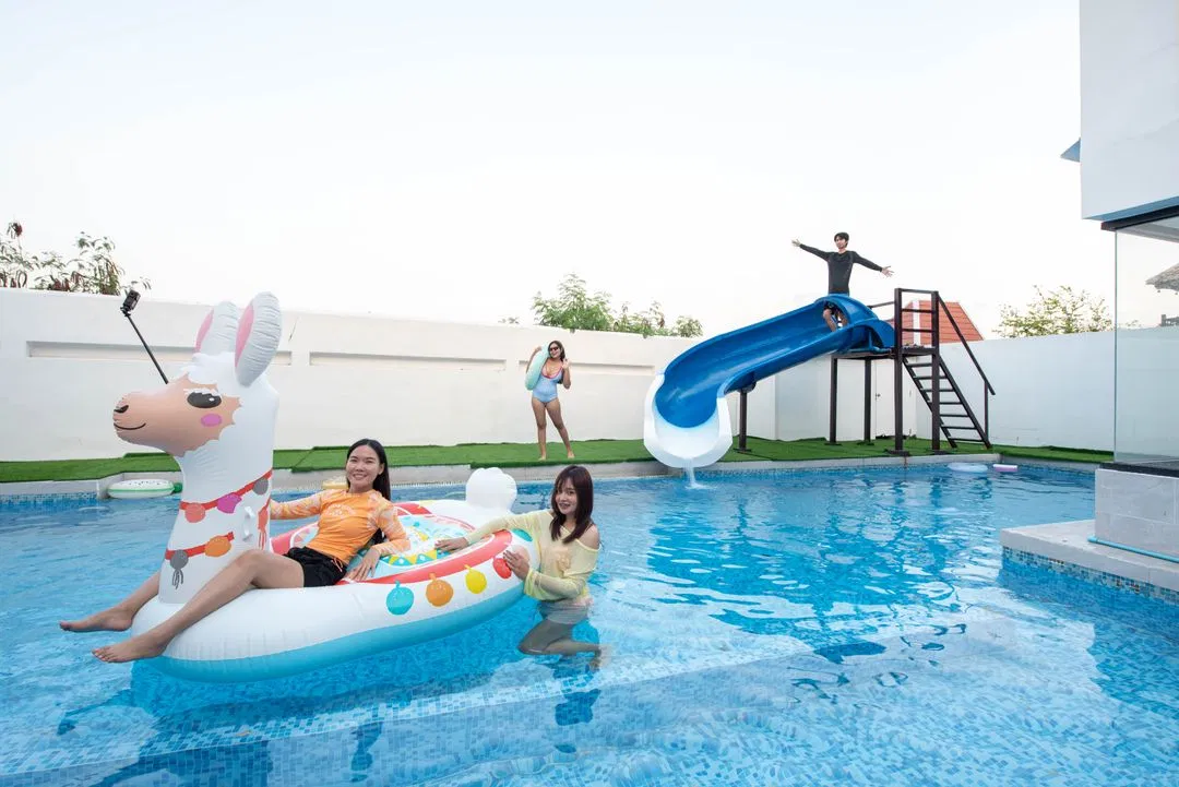 ภายนอก Kaena House