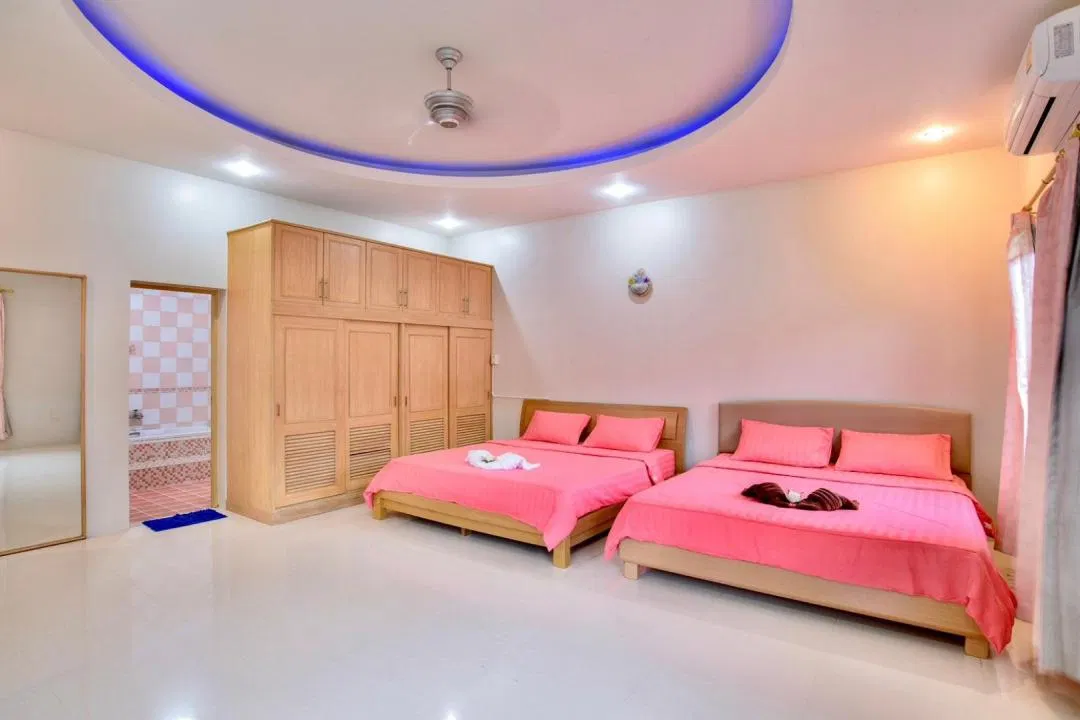 ห้องนอน J Pop Poolvilla