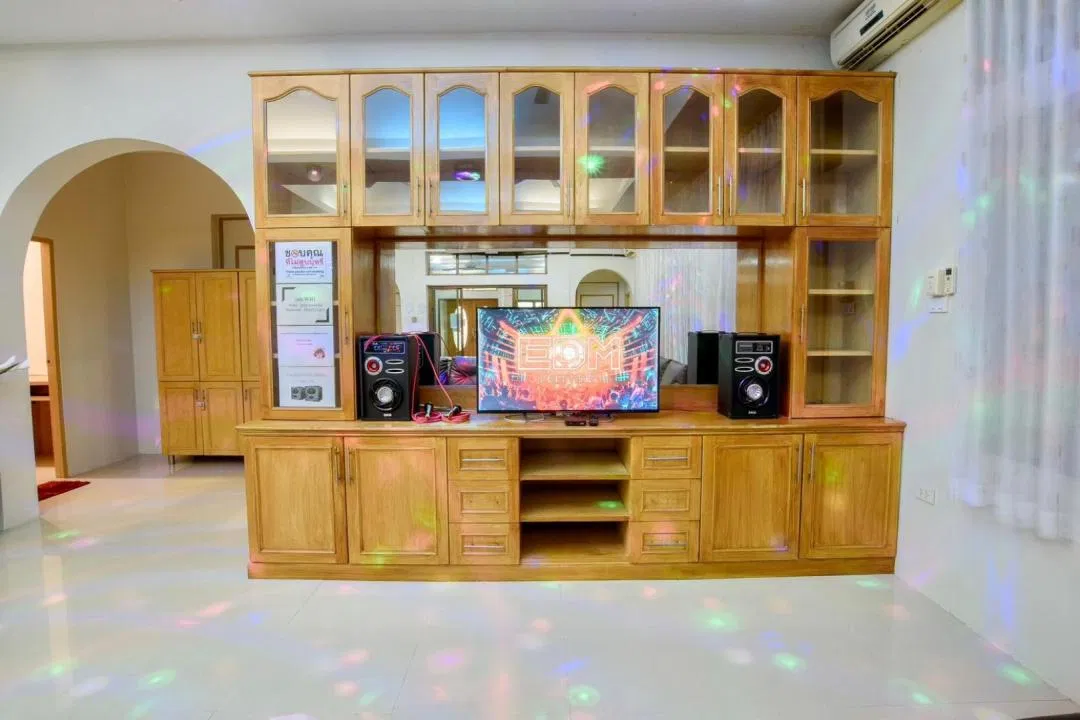 ภายใน J Pop Poolvilla