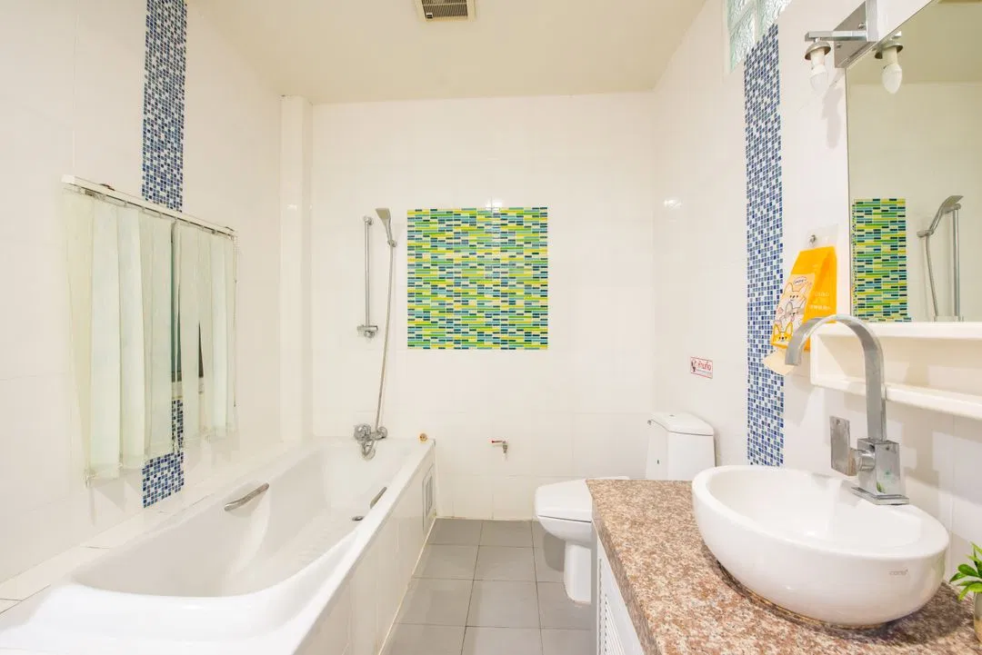 ห้องน้ำ White Sand Pool Villa