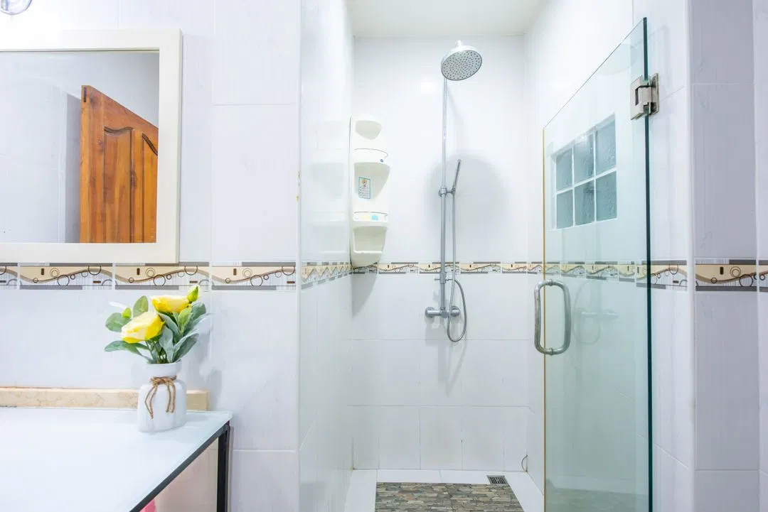 ห้องน้ำ White Sand Pool Villa