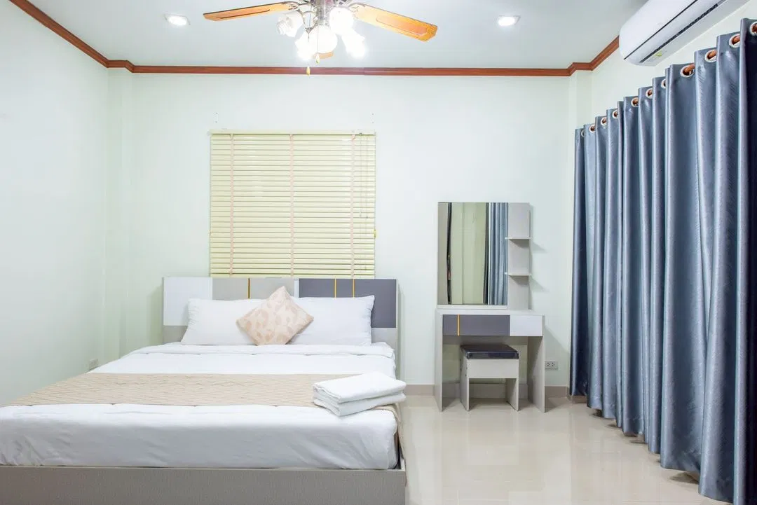 ห้องนอน White Sand Pool Villa