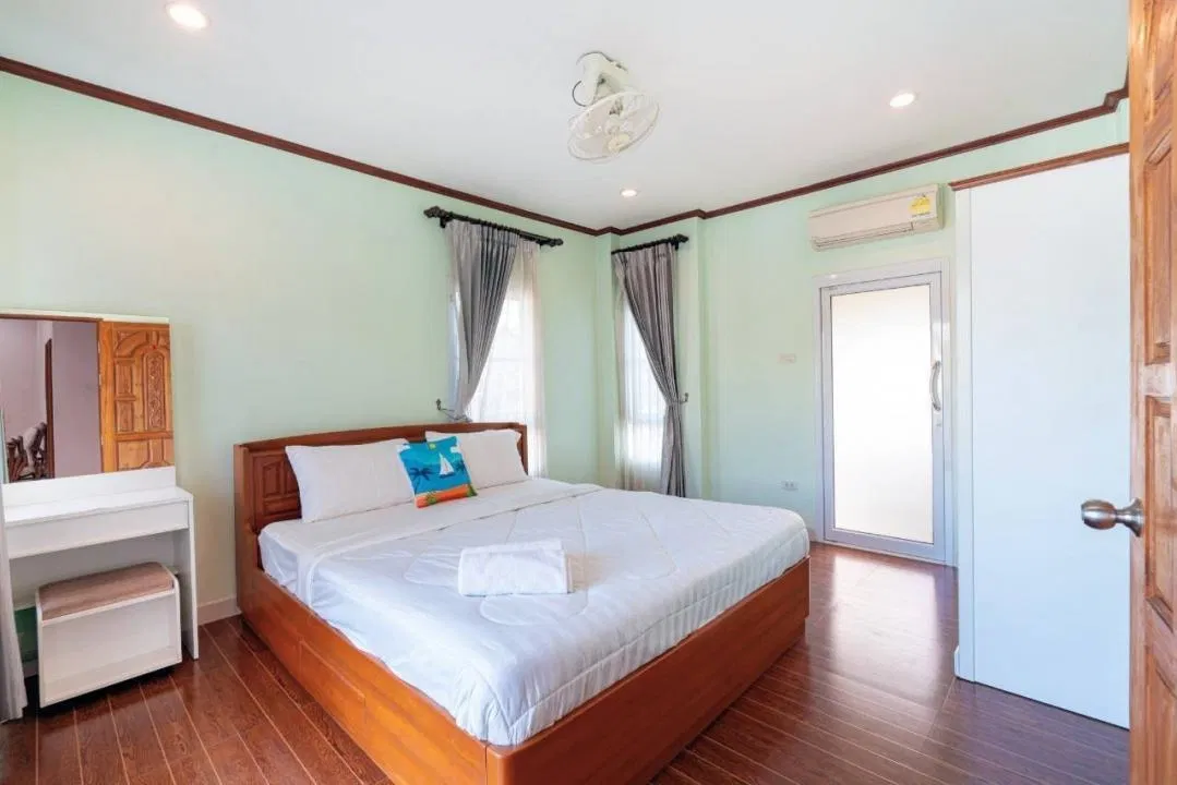 ห้องนอน Sea View Pool Villa
