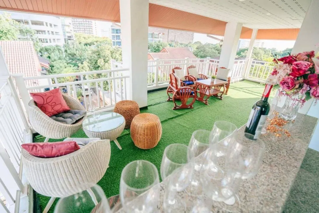 ภายนอก Sea View Pool Villa