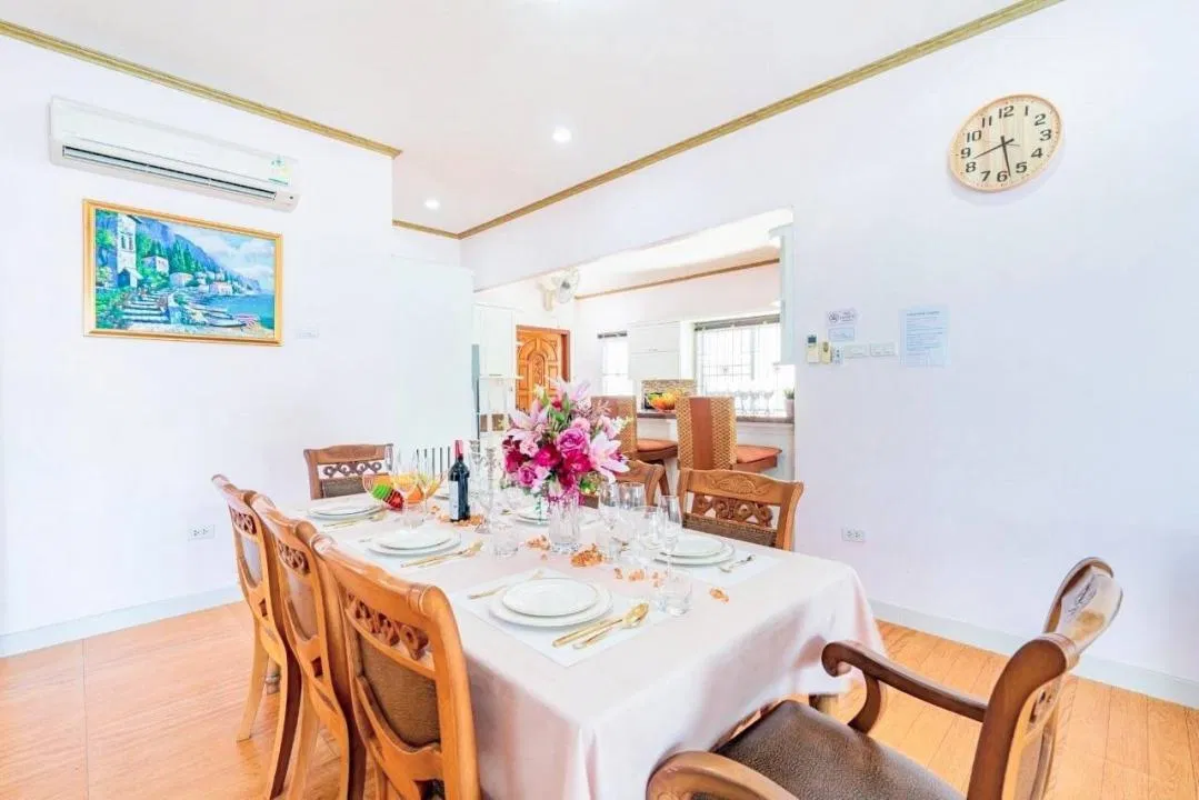 ภายใน Sea View Pool Villa