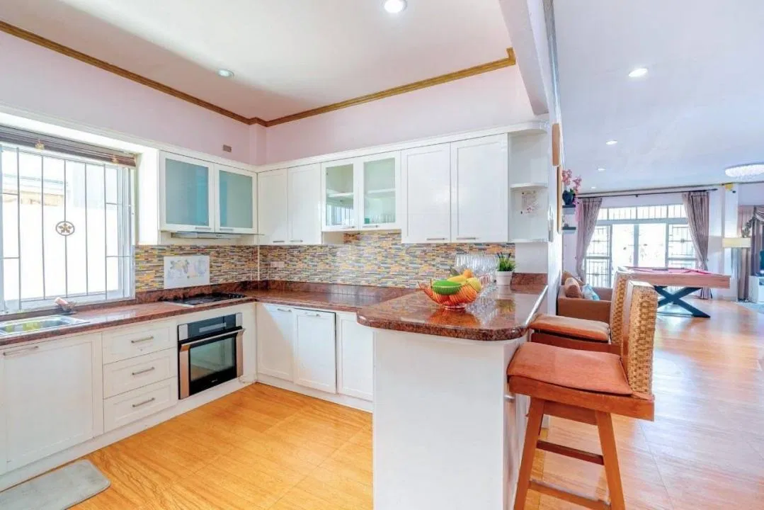 ครัว Sea View Pool Villa