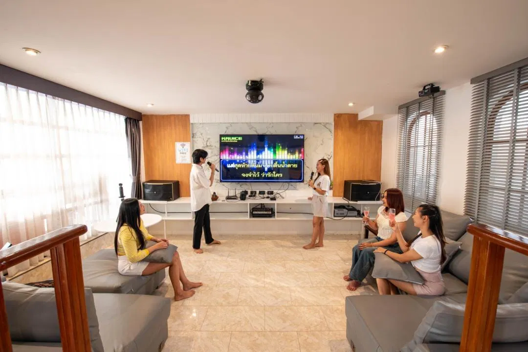 ภายใน The R2 Poolvilla